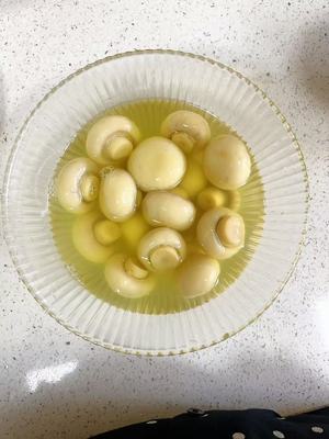 Canned Mushroom whole